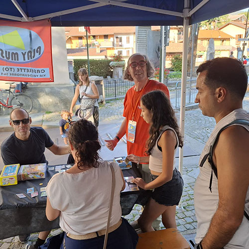 Giocatori durante la giornata ludica